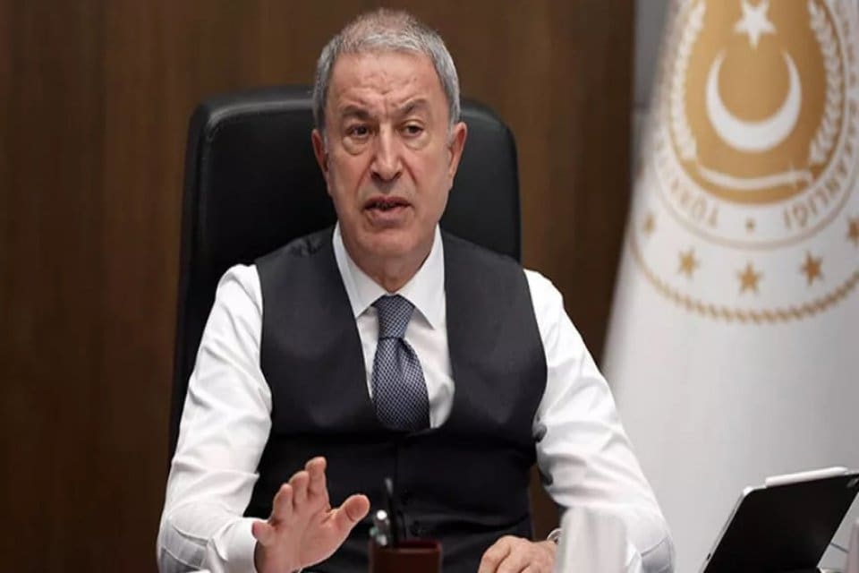 Bakan Akar, İsrail'in abluka altındaki Gazze Şeridi'ne y&ouml;nelik saldırılarına ilişkin,