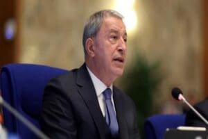 Milli Savunma Bakanı Hulusi Akar, İsve&ccedil; Savunma Bakanı Pal Jonson'un