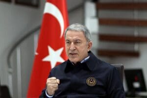 Milli Savunma Bakanı Hulusi Akar, Pen&ccedil;e-Kilit Harekatı'na ilişkin bilgi verdi.