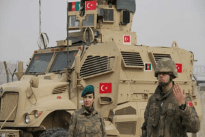 Milli Savunma Bakanı Hulusi Akar, T&uuml;rk askerinin Afganistan'dan tahliye edilmesi