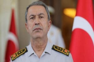 Milli Savunma Bakanı Akar, YAŞ toplantısının 4 Ağustos'ta ger&ccedil;ekleşeceğini bildirdi.