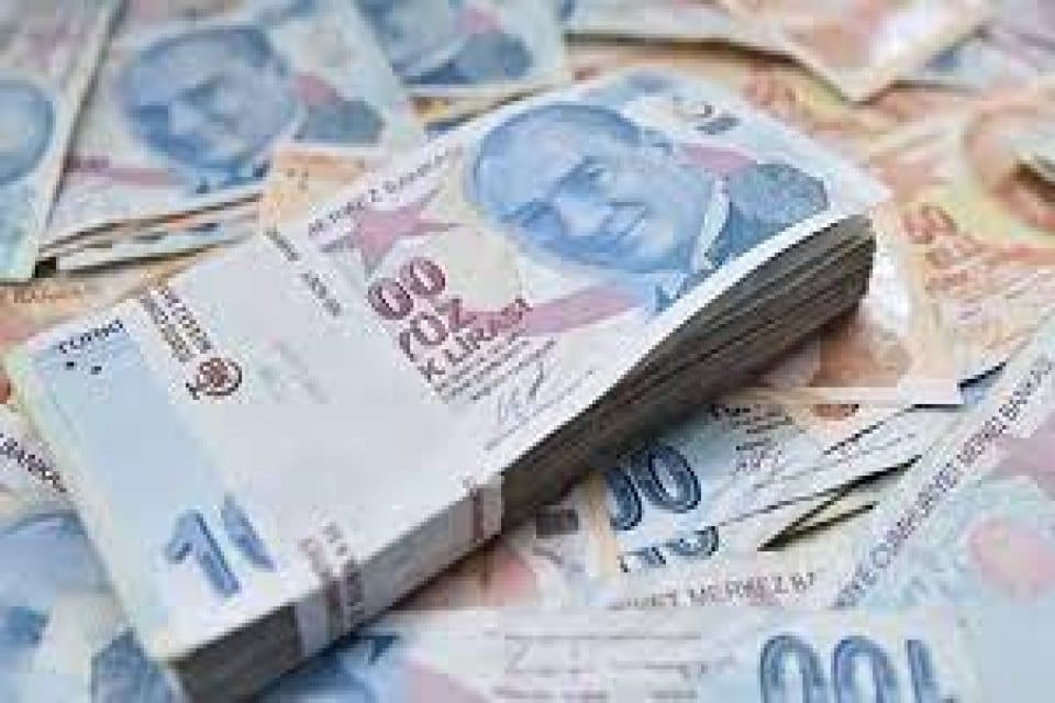 &Ccedil;alışma ve Sosyal G&uuml;venlik Bakanı Vedat Bilgin "Asgari &uuml;crette toplumun,
