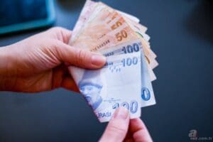 &Ccedil;alışma ve Sosyal G&uuml;venlik Bakanı&nbsp;Vedat Bilgin&nbsp;asgari &uuml;cret g&ouml;r&uuml;şmelerine ilişkin a&ccedil;ıklamalarda