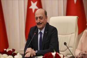 &Ccedil;alışma ve Sosyal G&uuml;venlik Bakanı Vedat Bilgin, ge&ccedil;ici iş&ccedil;i sorununun