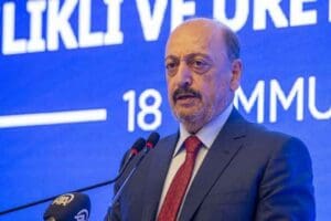 &Ccedil;alışma ve Sosyal G&uuml;venlik Bakanı Vedat Bilgin "Bakanlık b&uuml;nyesinde &ccedil;alışma