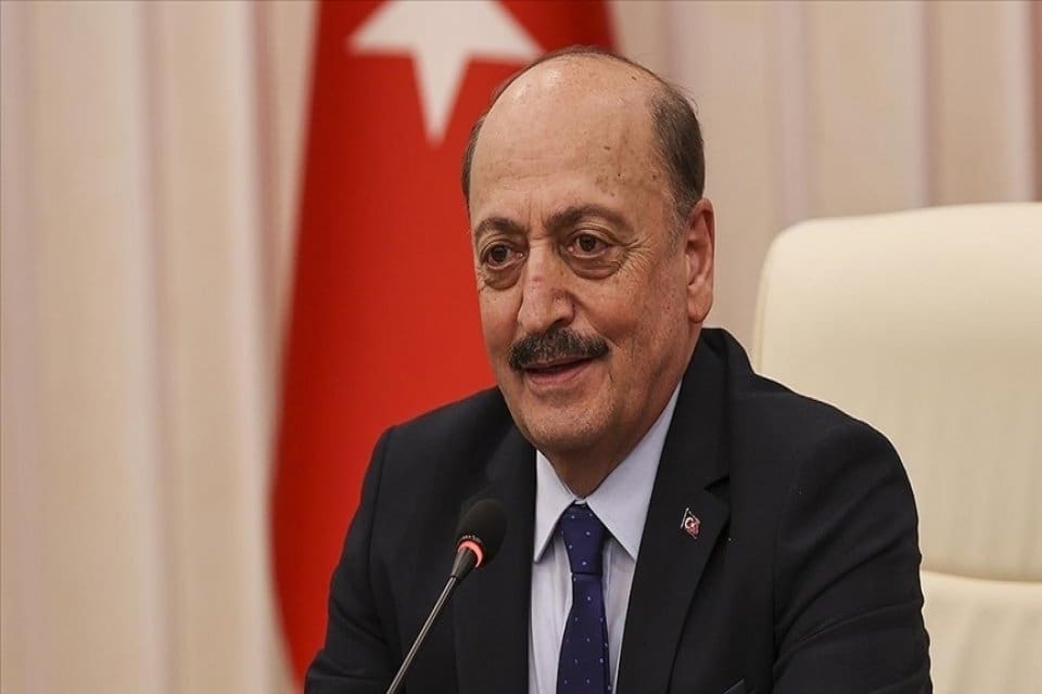 &Ccedil;alışma ve Sosyal G&uuml;venlik Bakanı Bilgin, iş&ccedil;i, memur ve emekli