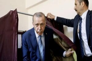 Adalet Bakanı Bekir Bozdağ, AKP Genel Başkanı ve Cumhurbaşkanı Erdoğan'ın