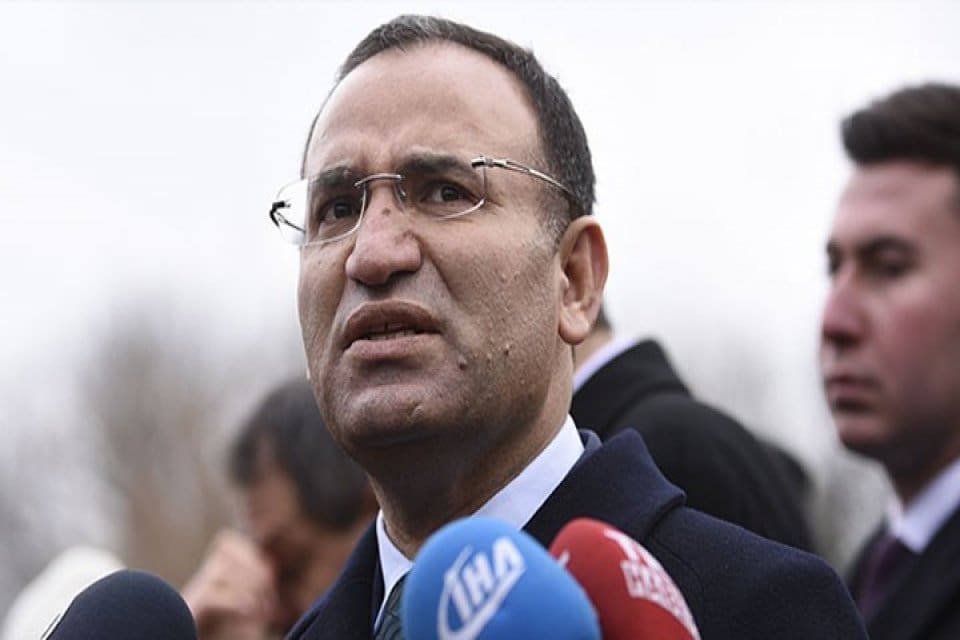 Adalet Bakanı Bekir Bozdağ, CHP Genel Başkanı Kemal Kılı&ccedil;daroğlu'nu, yargı