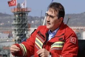 Enerji ve Tabii Kaynaklar Bakanı&nbsp;Fatih D&ouml;nmez, Beylikova il&ccedil;esinde 694 milyon