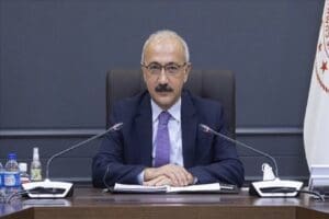 Hazine ve Maliye Bakanı L&uuml;tfi Elvan, ekonomik gelişmelere ilişkin a&ccedil;ıklamalarda