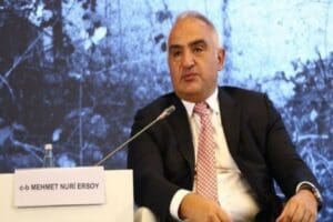 K&uuml;lt&uuml;r ve Turizm Bakanı Mehmet Nuri Ersoy, 'Kız Kulesi restorasyonu'