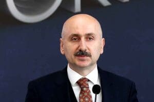 Ulaştırma ve Altyapı Bakanı Adil Karaismailoğlu, ulaştırma yatırımları kapsamında, 55