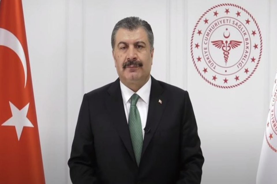 Koronavir&uuml;s Bilim Kurulu toplantısının ardından Sağlık Bakanı Fahrettin Koca, a&ccedil;ıklamalarda