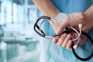 Sağlık Bakanı&nbsp;Koca "Ek &Ouml;deme Y&ouml;netmeliği" hakkında merak edilen soruları yanıtladı.