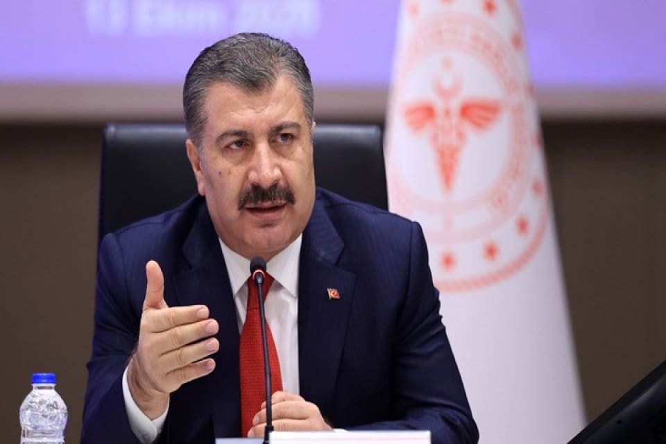 Sağlık Bakanı Fahrettin Koca koronavir&uuml;s salgını ile ilgili dikkat &ccedil;eken