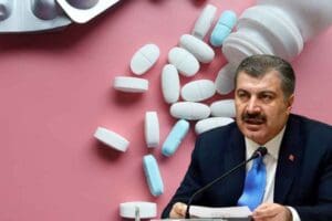 Sağlık Bakanı Fahrettin Koca, uzun zamandır ila&ccedil; temininde yaşanan sorunlara