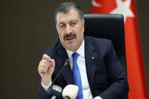 Sağlık Bakanı Fahrettin Koca, bir&ccedil;ok &uuml;lkede g&ouml;r&uuml;lmeye başlanan maymun &ccedil;i&ccedil;eği