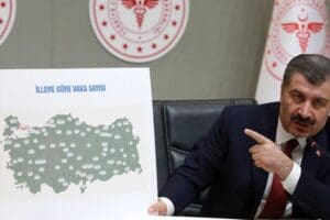 Sağlık Bakanı Fahrettin Koca, Bilim Kurulu toplantısının ardından yoğun bakımda