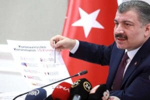 Koronavir&uuml;s Bilim Kurulu, Sağlık Bakanı Koca başkanlığında toplandı. Toplantı ardından