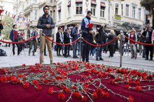 Sağlık Bakanı Fahrettin Koca, İstiklal Caddesi'ndeki terör saldırısında yaralananların son