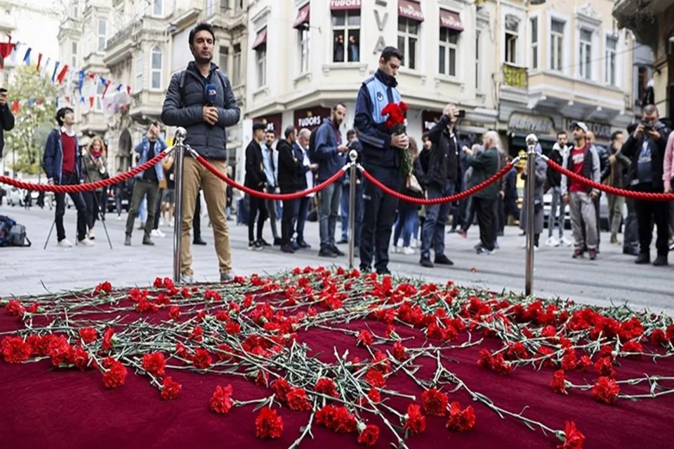 Sağlık Bakanı Fahrettin Koca, İstiklal Caddesi'ndeki terör saldırısında yaralananların son