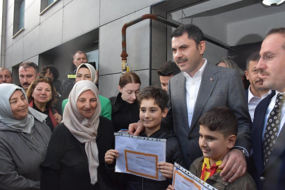&Ccedil;evre, Şehircilik ve İklim Değişikliği Bakanı Murat Kurum, İzmir&rsquo;de, 2