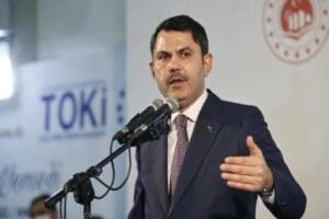 &Ccedil;evre Şehircilik ve İklim Değişikliği Bakanı&nbsp;Murat Kurum,&nbsp;depremden etkilenen illerdeki yapılacak