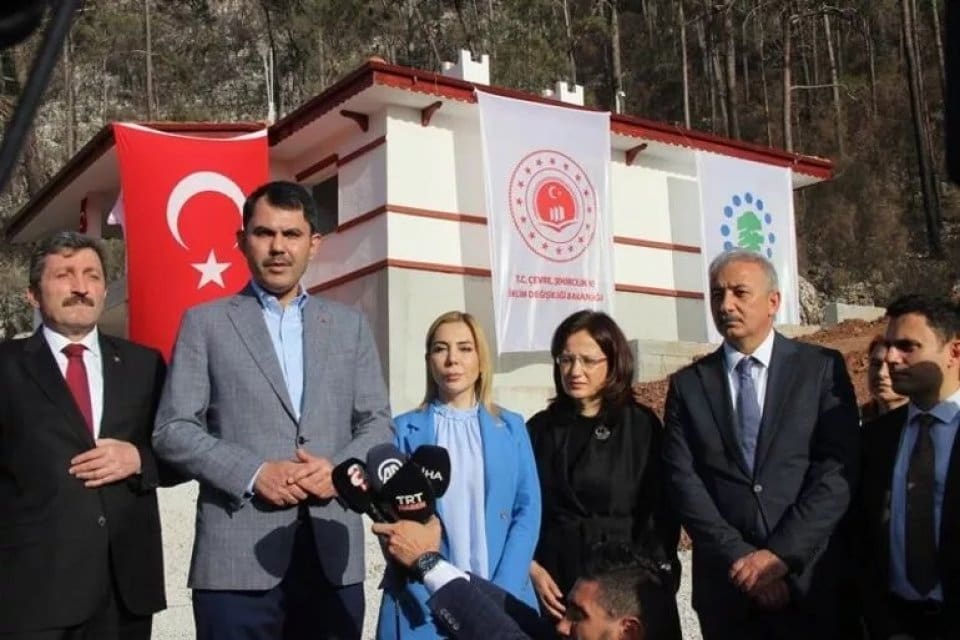&Ccedil;evre, Şehircilik ve İklim Değişikliği Bakanı Murat Kurum, Muğla'daki orman