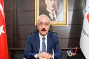 Hazine ve Maliye Bakanı L&uuml;tfi Elvan, ekonomi reformları eylem planına