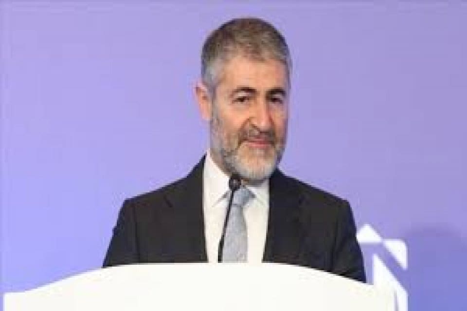Nebati, "Atılan ekonomik adımların aynı anda hissedilmesi zamanı gerektiren bir