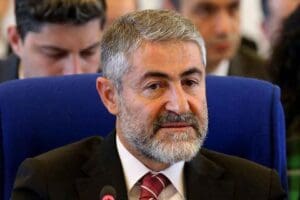 Hazine ve Maliye Bakanı Nureddin Nebati 3'&uuml;nc&uuml; &ccedil;eyrek b&uuml;y&uuml;me rakamlarını