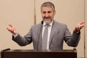 Hazine ve Maliye Bakanı Nureddin Nebati enflasyonun hız kestiğini belirterek,