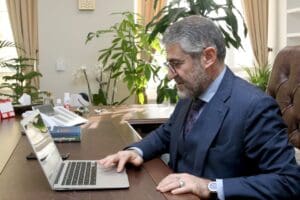 Hazine ve Maliye Bakanı Nureddin Nebati, enflasyonun olumsuz etkilerini asgari