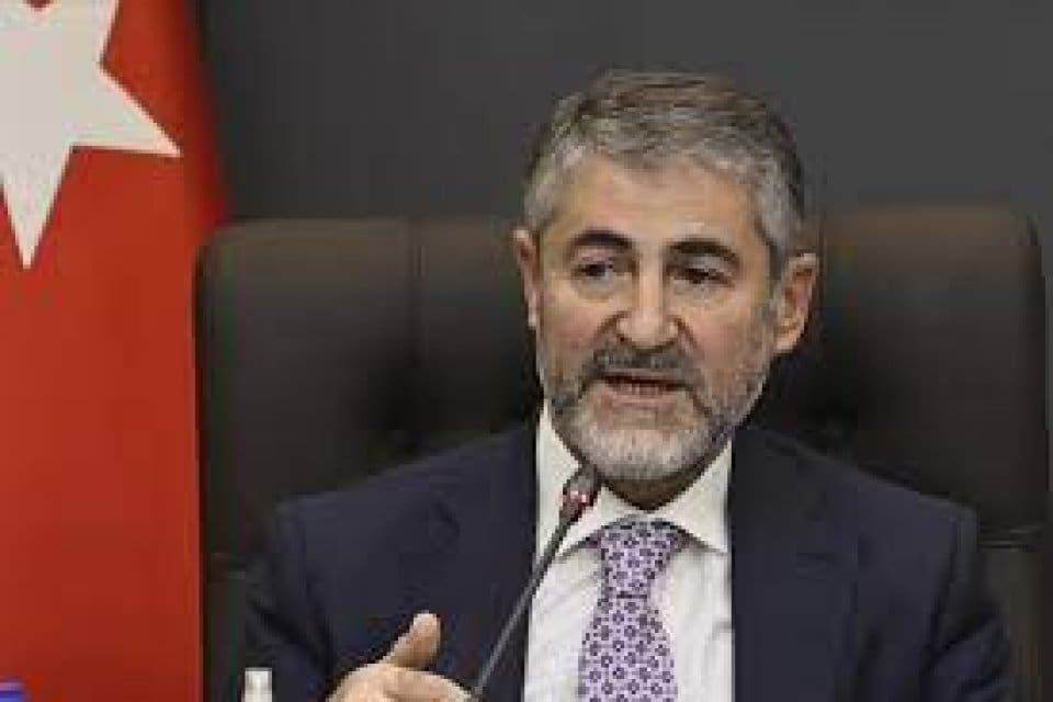 Ziraat Bankası eski Genel M&uuml;d&uuml;r Yardımcısı Prof. Dr. Şenol Babuş&ccedil;u,