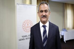 Milli Eğitim Bakanı Mahmut &Ouml;zer, LGS sınavına ilişkin a&ccedil;ıklamalarda bulundu.