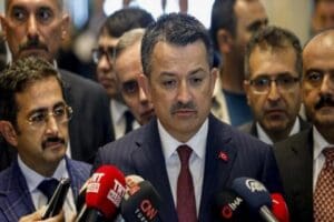 Tarım ve Orman Bakanı Bekir Pakdemirli, T&uuml;rkiye'nin &ccedil;eşitli noktalarında &ccedil;ıkan