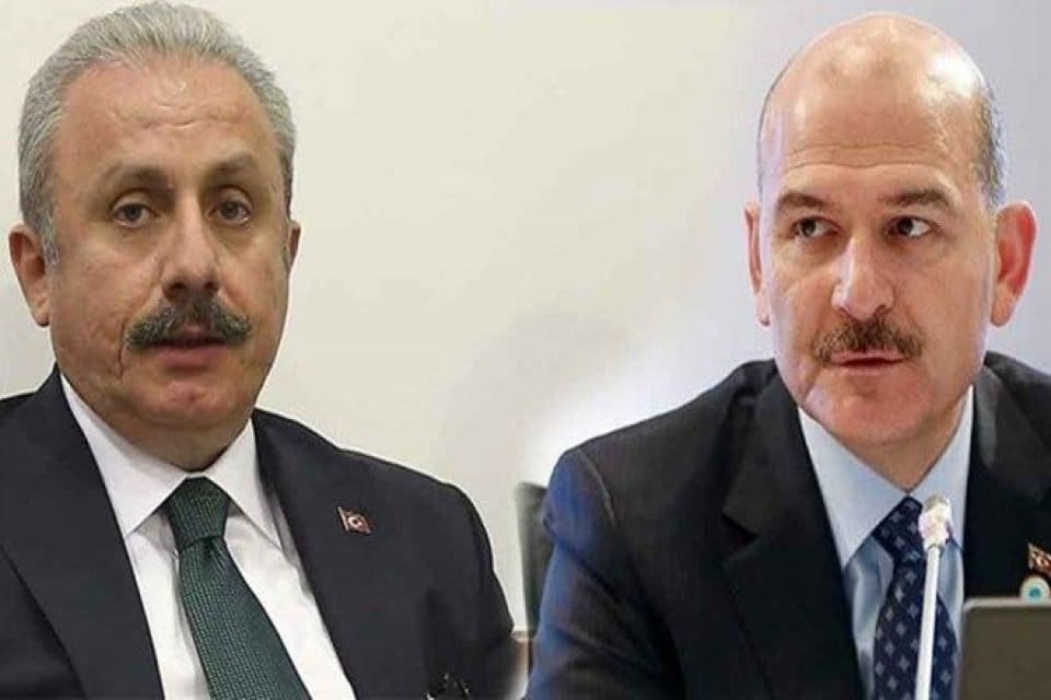 İ&ccedil;işleri Bakanı S&uuml;leyman Soylu, Meclis Başkanı Mustafa Şentop&rsquo;u makamında ziyaret