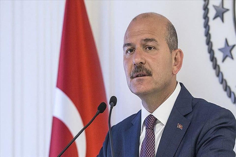 İ&ccedil;işleri Bakanı S&uuml;leyman Soylu, "T&uuml;m sendikalarla g&uuml;nler &ouml;nce g&ouml;r&uuml;şt&uuml;k. T&uuml;m