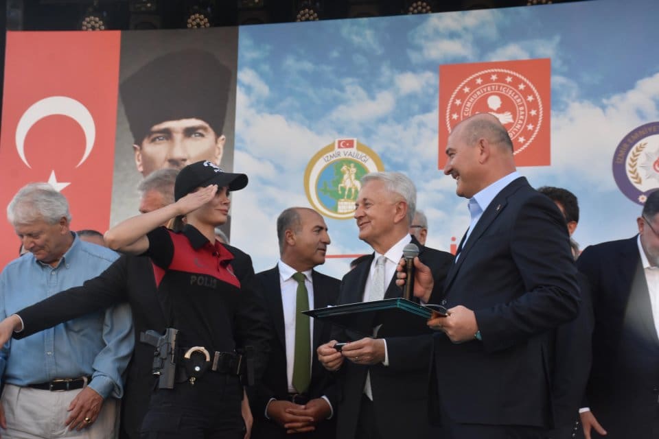İ&ccedil;işleri Bakanı S&uuml;leyman Soylu, T&uuml;rkiye'den Suriye'nin g&uuml;venli b&ouml;lgelerine d&ouml;nmeyi kabul