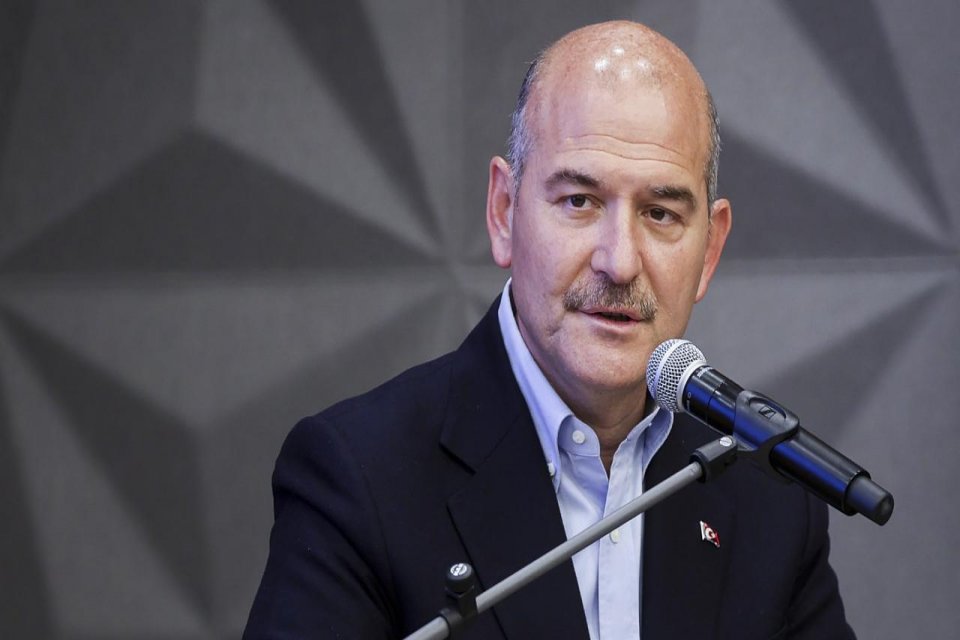 Bakan Soylu, seçim çalışmaları kapsamında ziyaret ettiği Esenyurt'ta konuştu.  KONUŞMASINDAN
