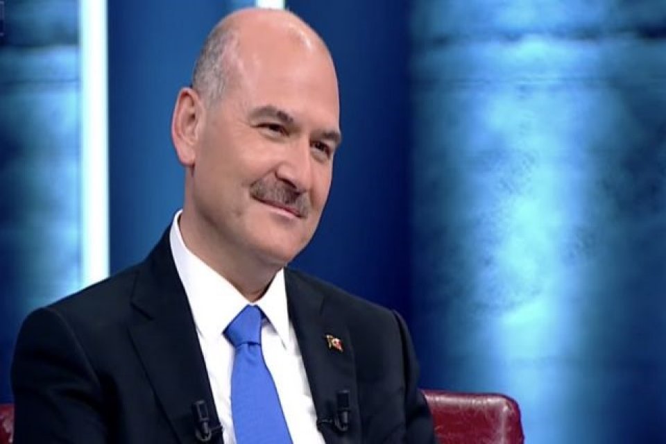 İ&ccedil;işleri Bakanı S&uuml;leyman Soylu, 81 il emniyet m&uuml;d&uuml;r&uuml; ile bir