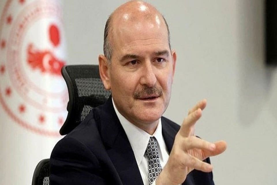 İ&ccedil;işleri Bakanı Soylu, sığınmacı tartışmalarına ilişkin "Bu konuda &ccedil;ok iddialıyım.