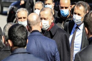 Tedavi g&ouml;rd&uuml;ğ&uuml; hastanede 75 yaşında hayatını kaybeden İ&ccedil;işleri Bakanı S&uuml;leyman