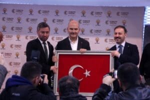 Kağıthane'de sivil toplum kuruluşu temsilcileriyle kahvaltıda buluşan İ&ccedil;işleri Bakanı S&uuml;leyman
