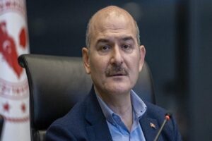İçişleri Bakanı Süleyman Soylu'ya, 2019'da Üsküdar'da halka hitaben konuşma yaptığı