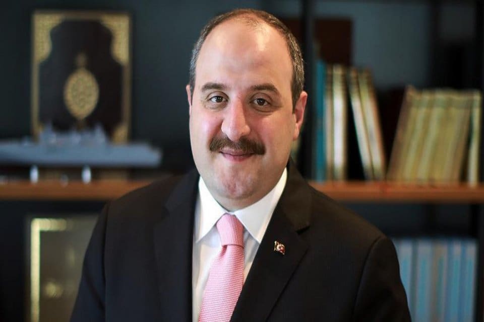 SANAYİ ve Teknoloji Bakanı Mustafa Varank, &ldquo;Biz bug&uuml;n T&uuml;rkiye&rsquo;nin arabasını