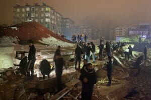 İ&ccedil;işleri Bakanlığı deprem sonrası sosyal medyada yapılan yardım &ccedil;ağrılarıyla ilgili