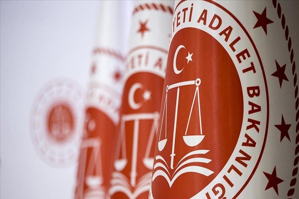 Adalet Bakanlığı, deprem ve salgın d&ouml;nemlerinde &uuml;r&uuml;n fiyatı ve kirada