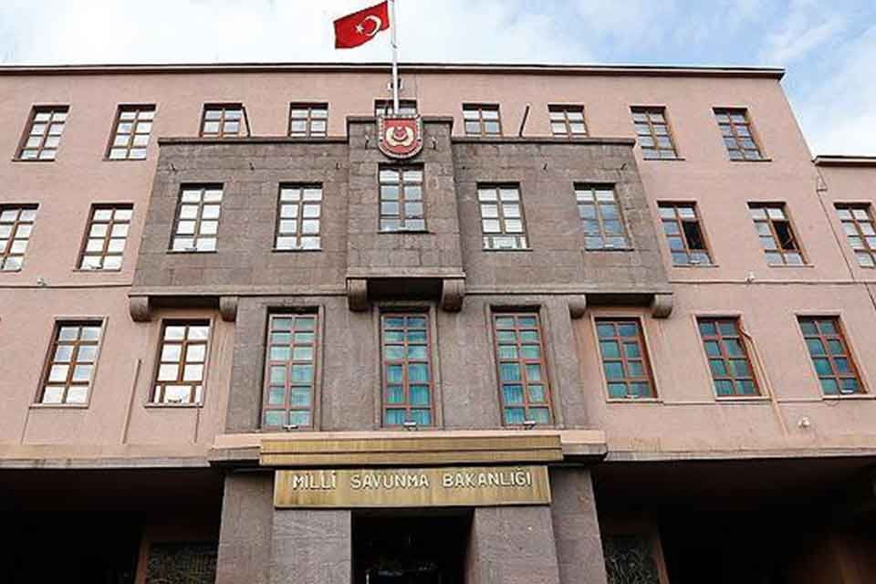 Milli Savunma Bakanlığı'nda istihdam edilmek &uuml;zere bin 115 a&ccedil;ıktan iş&ccedil;i