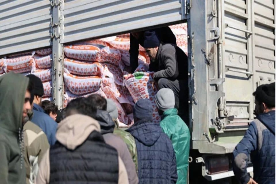 Tarım ve Orman Bakanlığı, depremden etkilenen 10 ilde, ahırı zarar